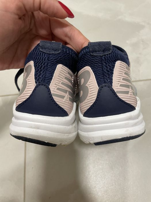 Кросівки NewBalance для спортзала, літні