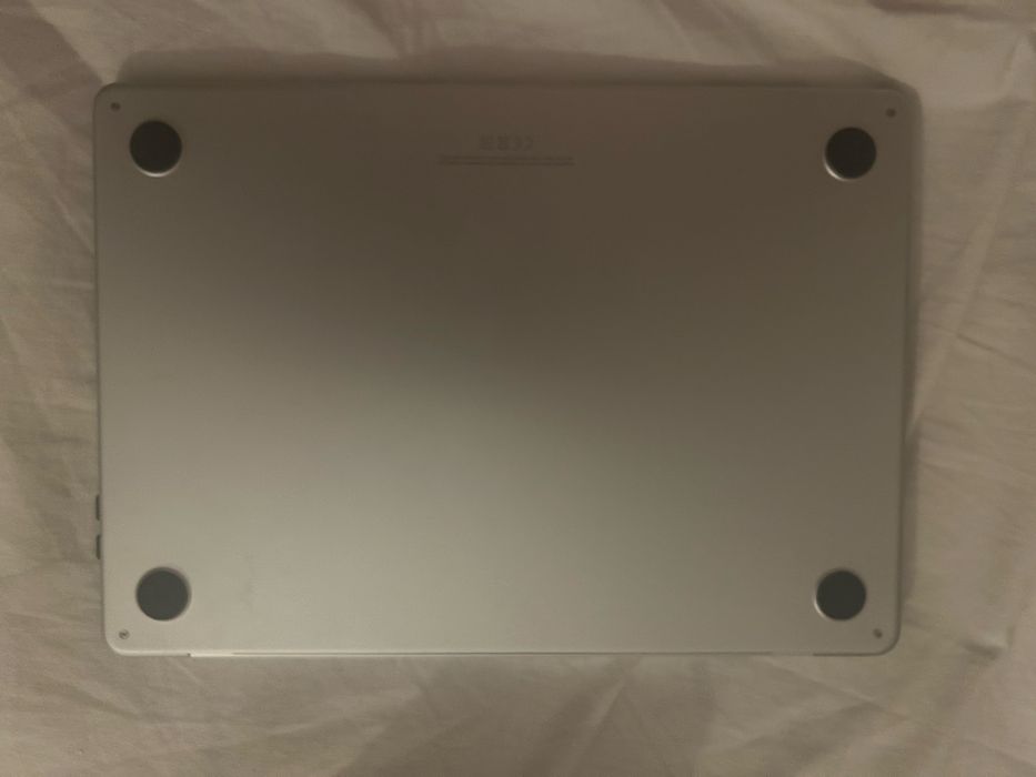 MacBook Air M4 13" 256gb (Como Novo) – Bateria 100%