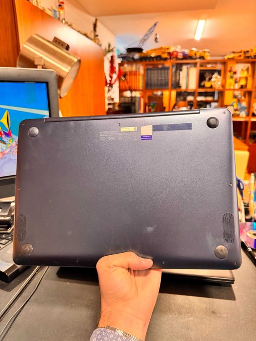 Asus Zenbook 2018 - UX430436852245493207043