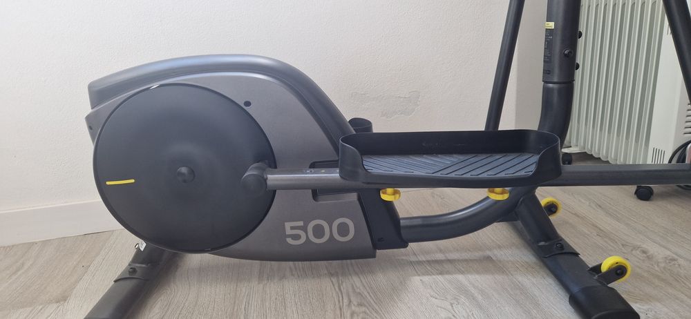 DOMYOS
Bicicleta Elíptica de Treino 500 Conectada