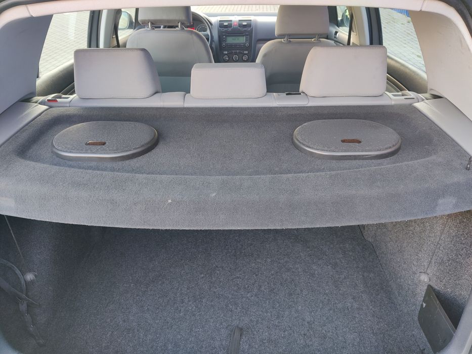 VW Golf 5  1.6MPI automatic