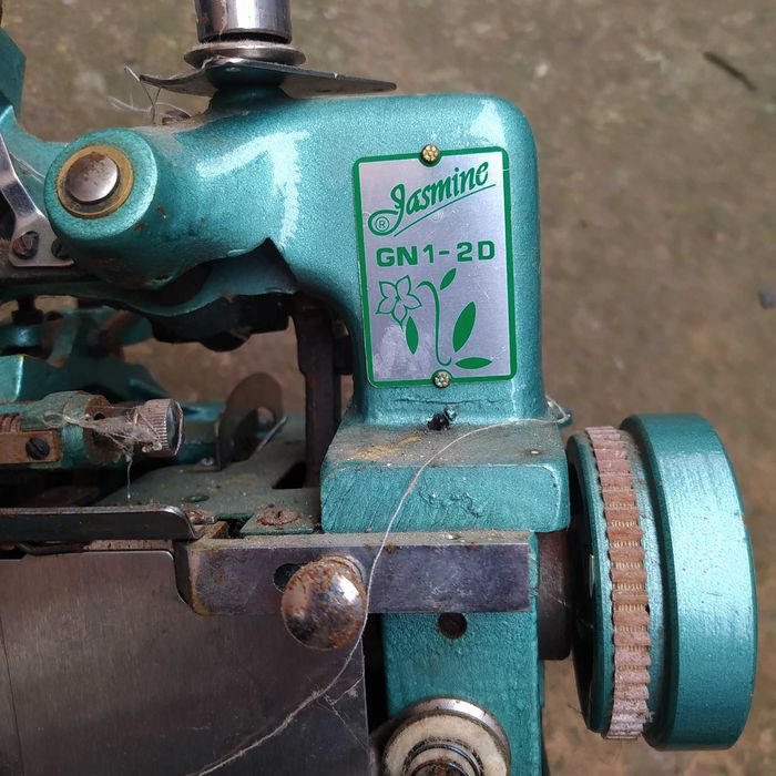 Оверлок GN1-2D на відновлення або деталі