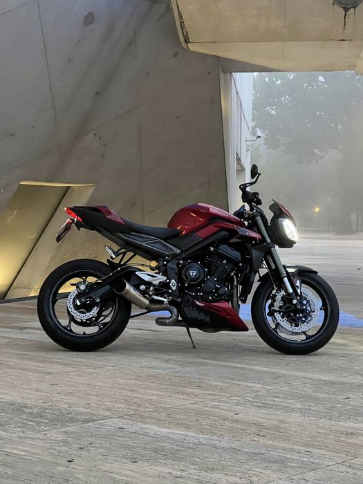 Triumph Street Triple 765 RS | Carnival Red | Garantia até 2027