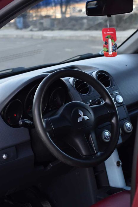 Mitsubishi Colt 2005 1.5 бензин (Перший внесок від 20%)