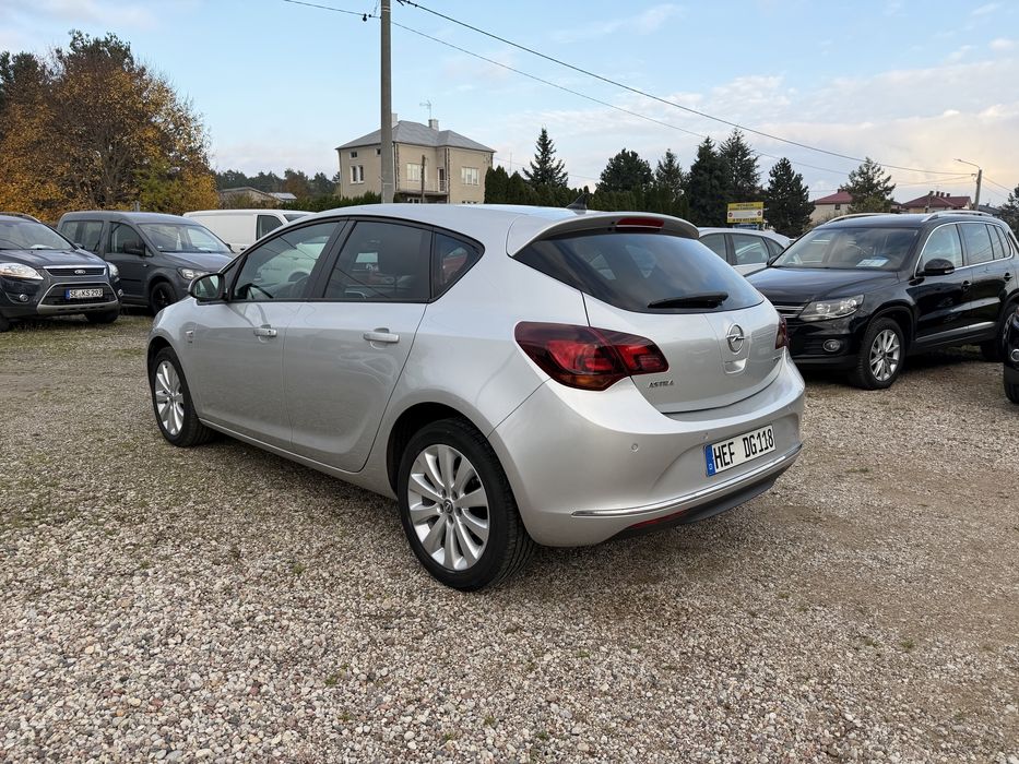 OpelAstra,benzyna,bogata wersja.