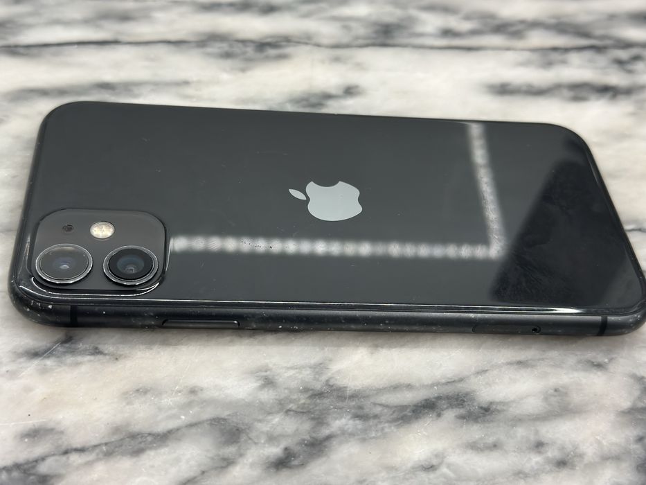 iPhone 11 - Desbloqueado (100%)vida util