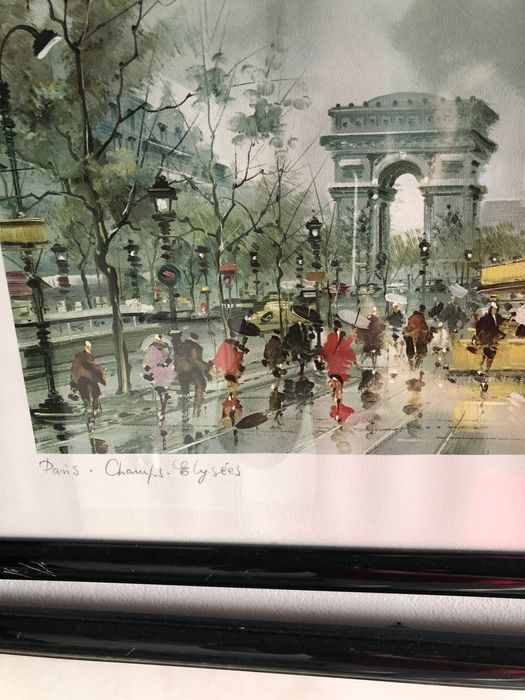 3  quadros emblemáticos de Paris -enquadramento madeira preta e vidro.