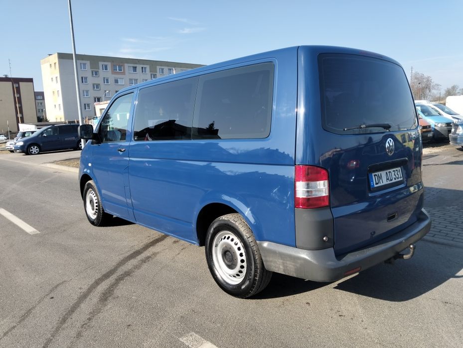 Volkswagen T5 9 osobowy klima bez DPF