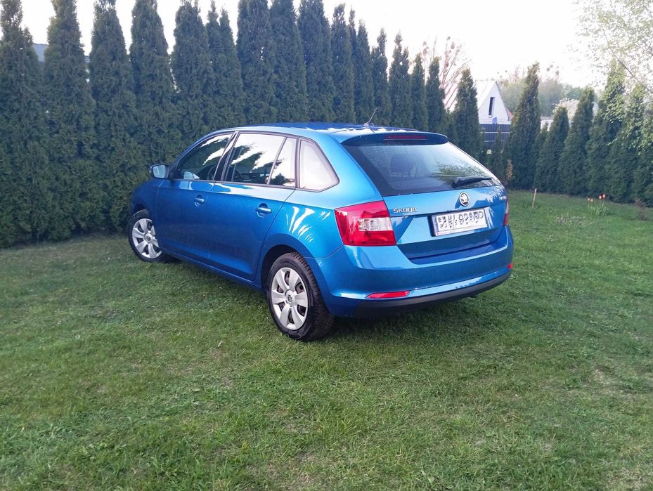 Oszczędna Skoda Rapid