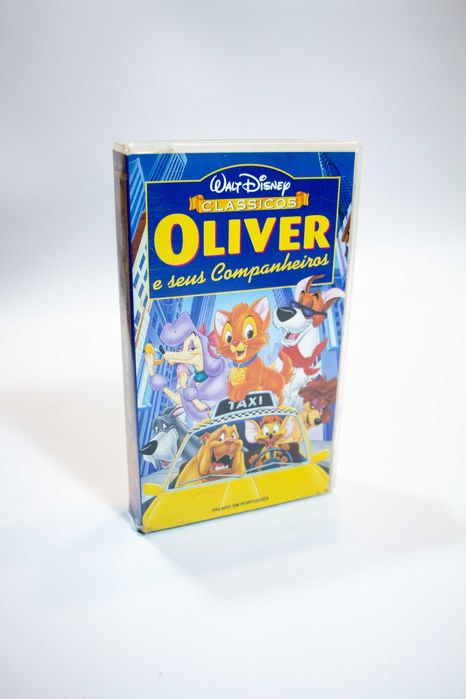 OLIVER e os seus companheiros em VHS