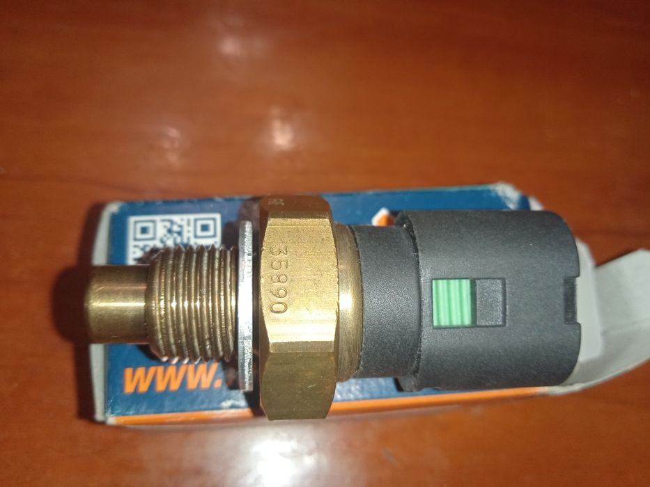 Датчик температури FAE 35890