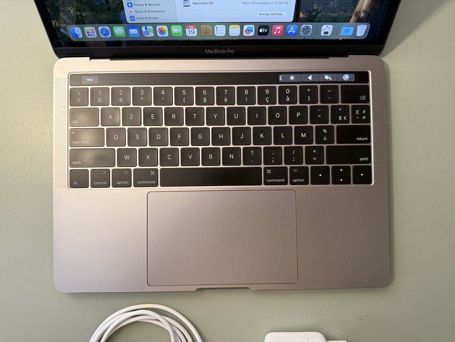 Apple Macbook Pro 13” 2019 Touch Bar 16Gb