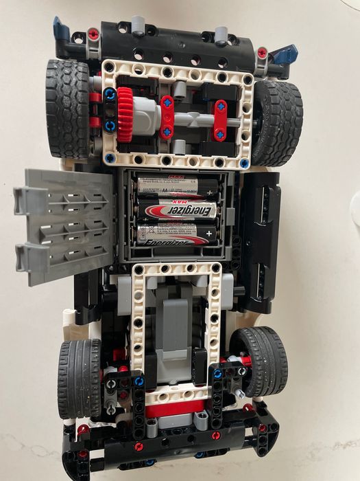 LEGO Technic 42109 auto wyścigowe Top Gear sterowane przez aplikację,