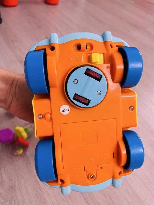 Машинка hola toys машина овочі музика світло сортер автомобіль хула