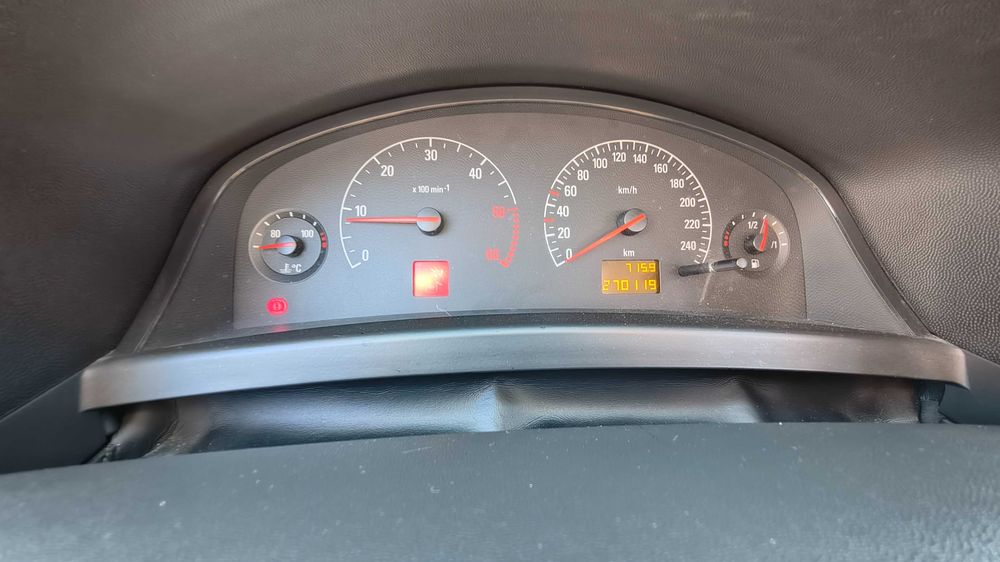 Opel vectra c 2.2 dti