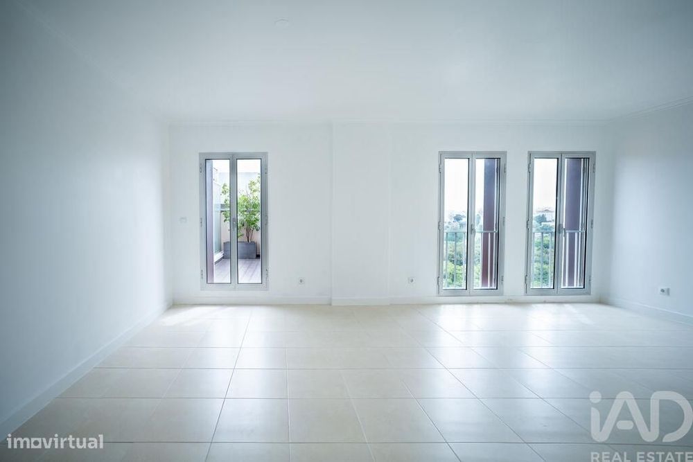Apartamento T2 em Marvila de 84 m2