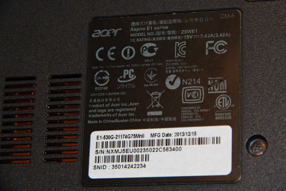 ноутбук 15.6"  ACER Aspire E1 530G model Z5WE1  б/в