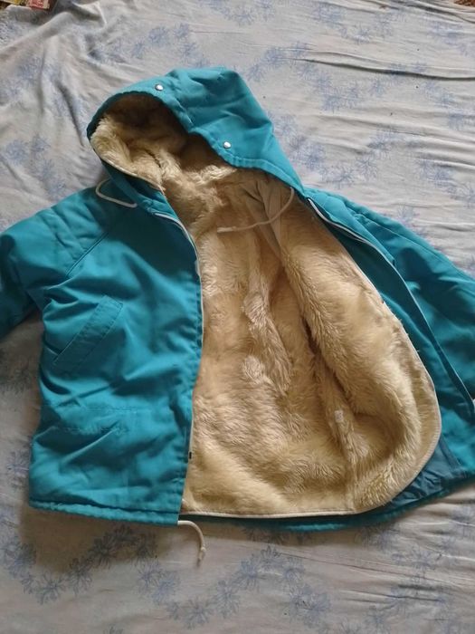 Куртка дуже тепла , 104 розмір