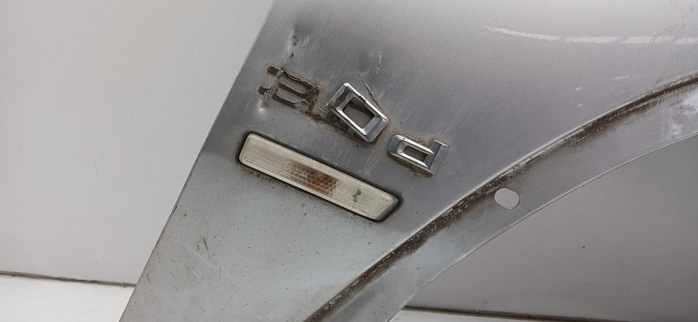 Guarda-lamas direito BMW X5 (E53)