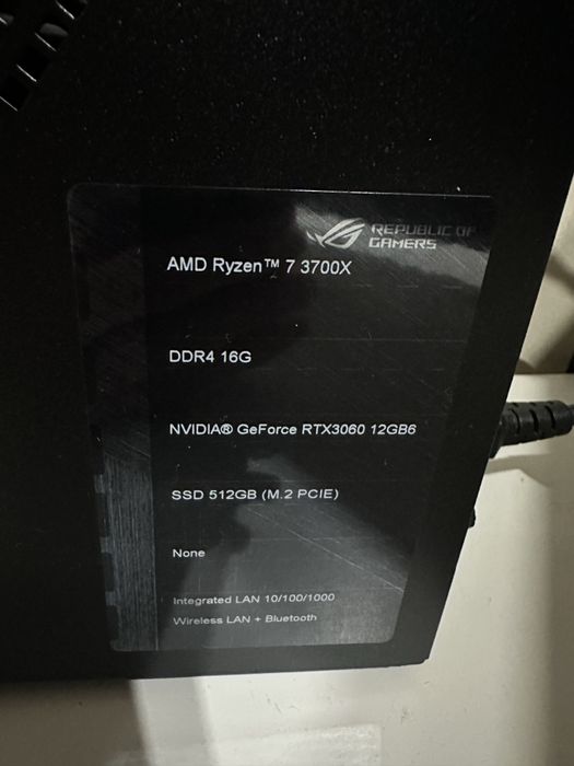 Computador torre  Asus