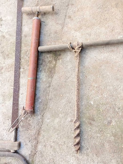 Ferramentas de carpintaria muito antigas, coleção.