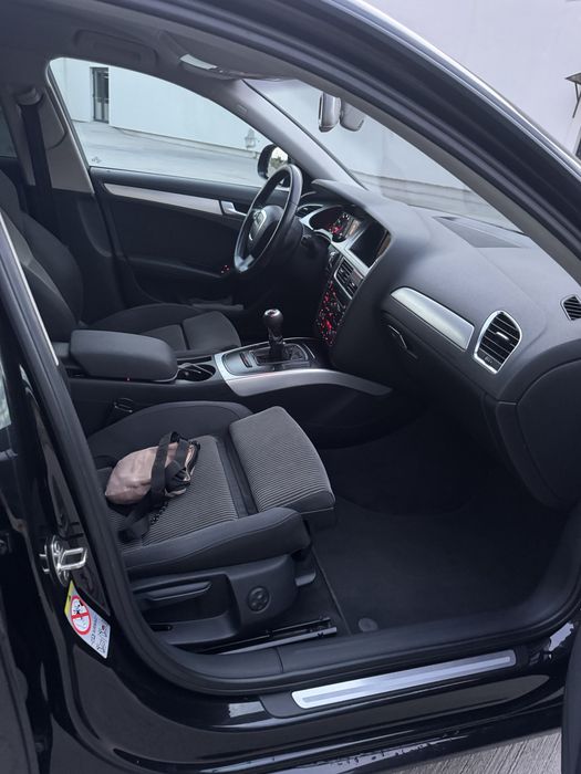 Продам Audi A4 B8 2009 2.0 TFSI
