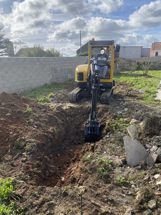 Limpeza de terrenos / Manutenção de jardins
