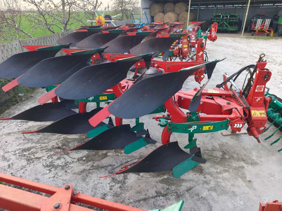 Pług KVERNELAND.  ES 95 Vario  z parkomat S