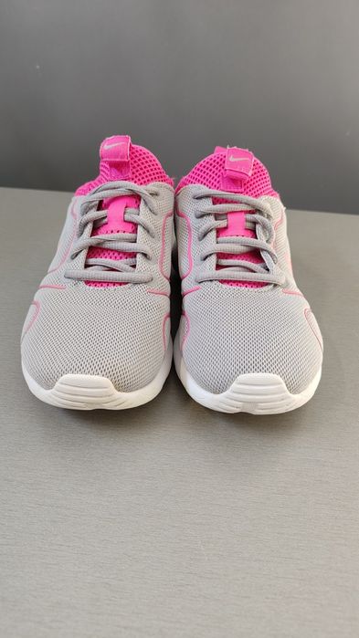 Кросівки Nike, устілка 24,5 см ,розмір  37,5