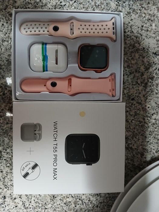 Smartwatch e auriculares sem fios