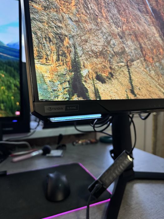 Монитор Samsung Odyssey G7 28” 4K 144HZ S28AG702