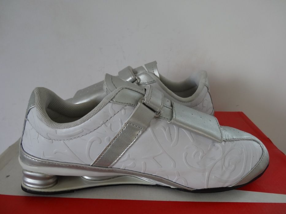 Nike SHOX roz 40