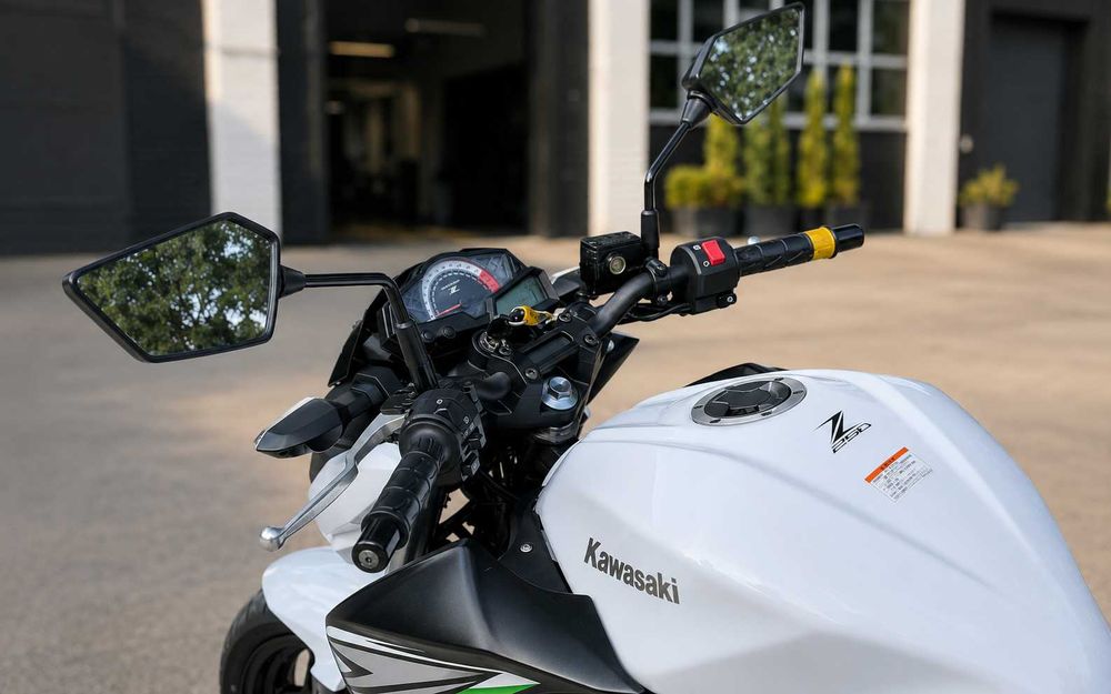 Kawasaki Z250 2013 рік, білий, пробіг лише 6 872 км