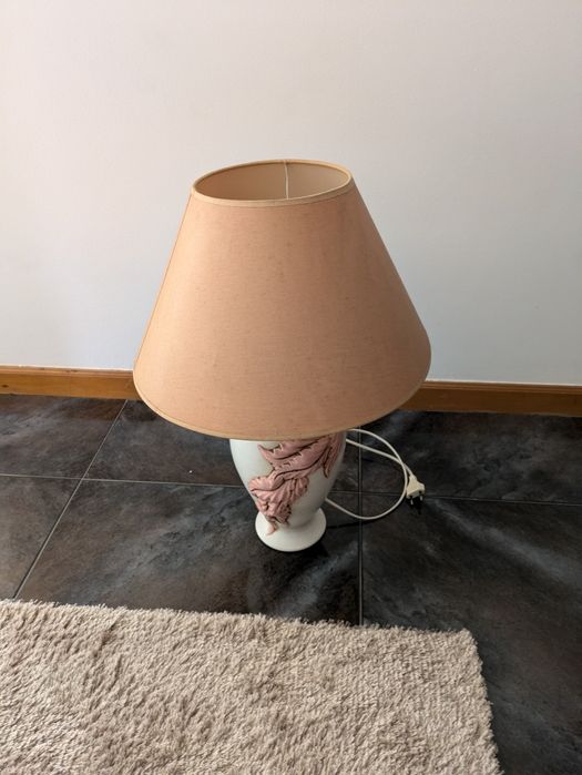 Candeeiro de mesa