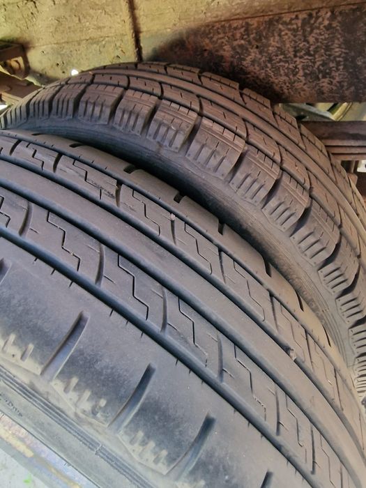 Вантажний автомобіль