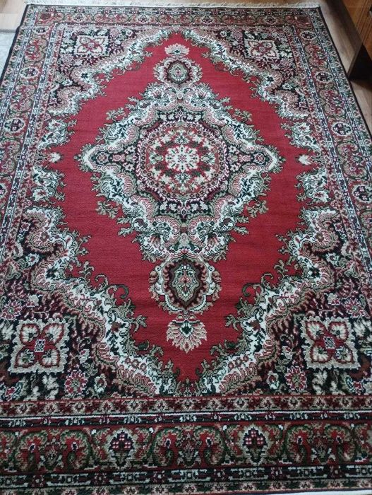 Ковёр 2х3 в отличном состоянии