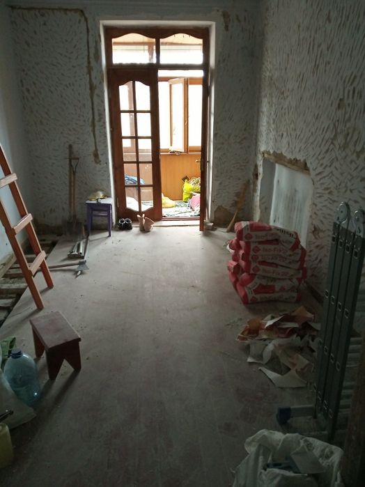 Продам двері, стан нових