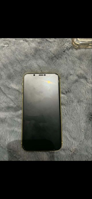 Iphone 11 stan bardzo dobry 64gb