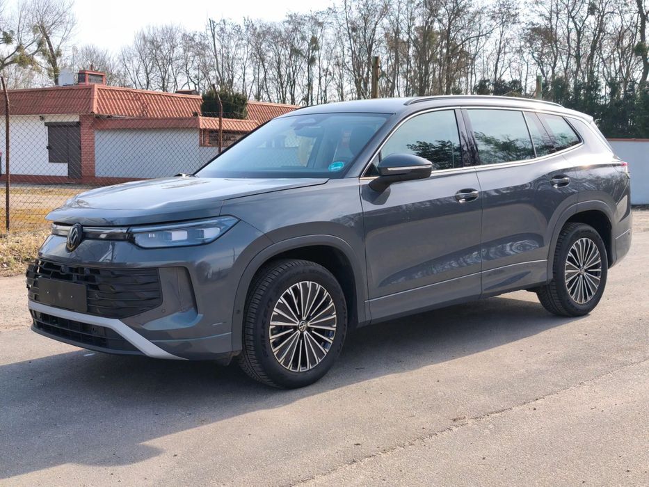 Volkswagen Tayron 2,0 TDI 193KM, 4x4, 7 osób, hak, kamery 360, tylko 25 tys.km, jak nowy