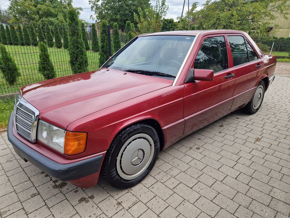 Mercedes-Benz Seria 190
