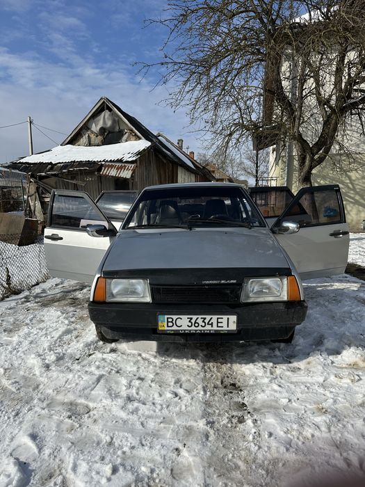 Продам машину ВАЗ 21099