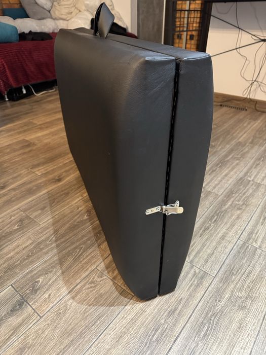 Масажний стіл-кушетка