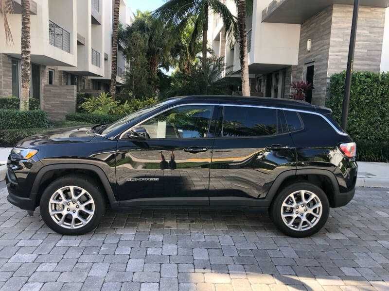 2023 Jeep Compass Latitude Lux