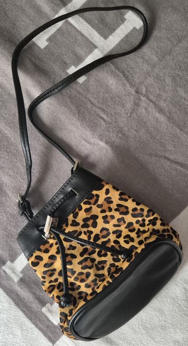 Zara mała torebka na ramie print panterka centki skóra sierść