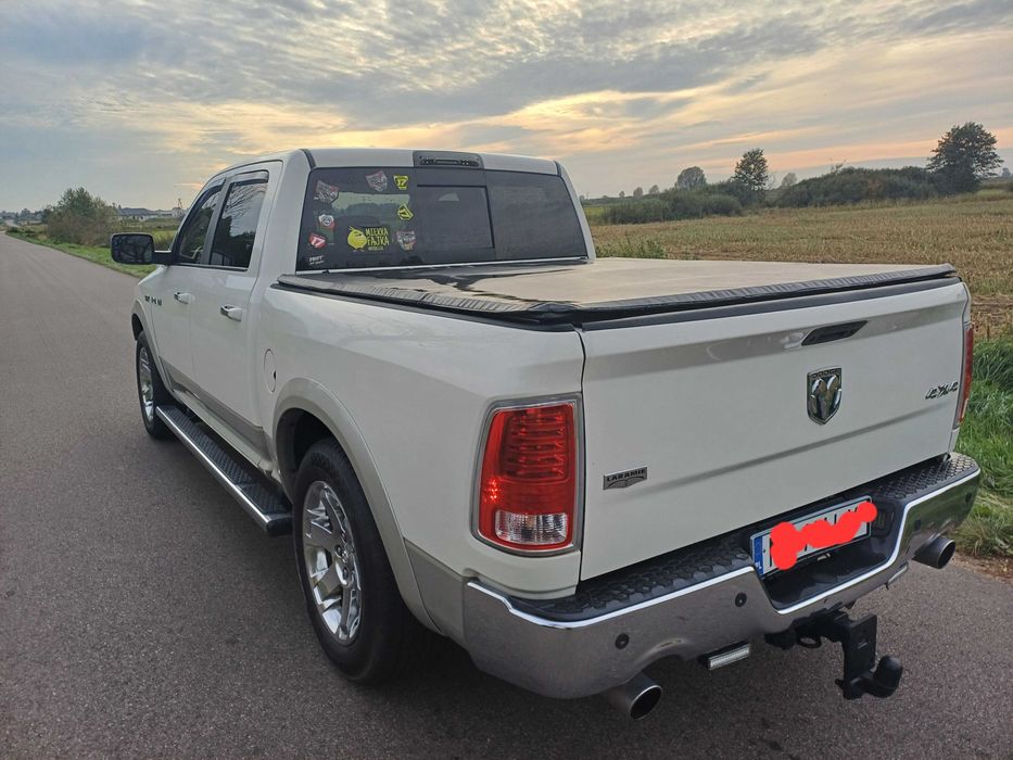 Dodge Ram Laramie 5.7Hemi + LPG
