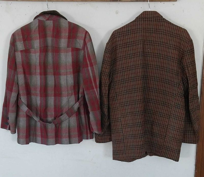 2 Casacos Vintage, provenientes de Antigo Teatro