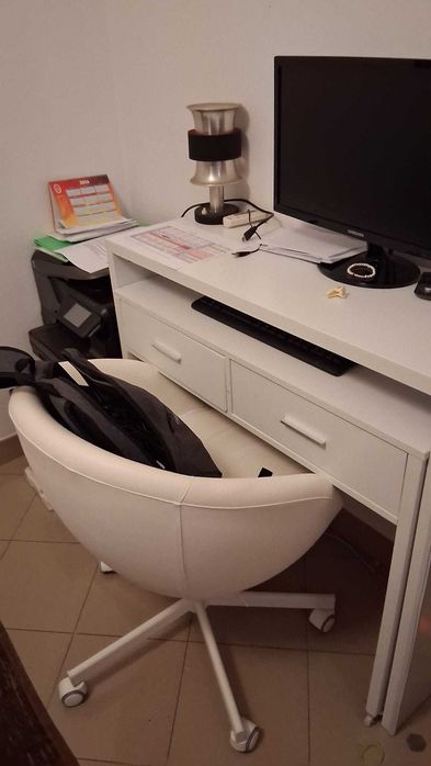 Secretaria consola extensivel