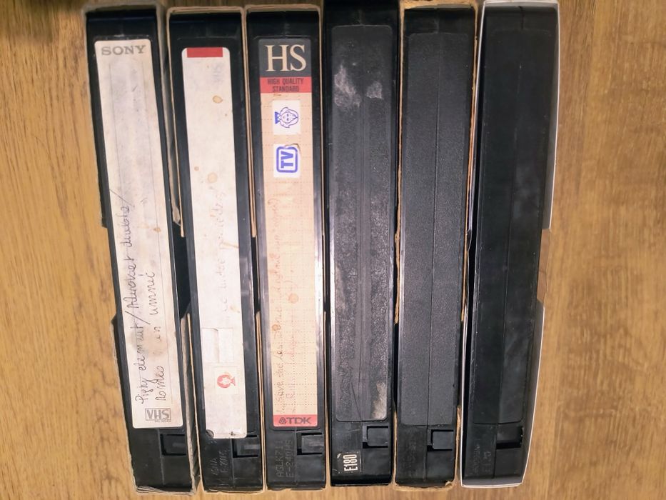 Kasety VHS 6 szt.