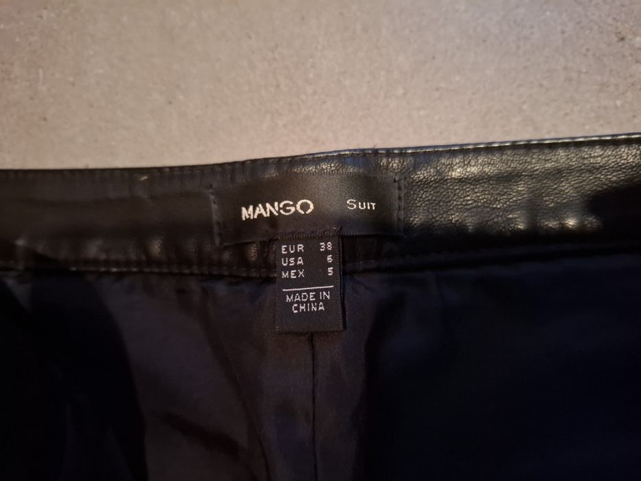 Spodenki roz. 36 Mango