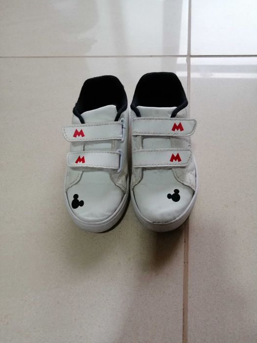 Sapatilhas do Mickey, tamanho 27
